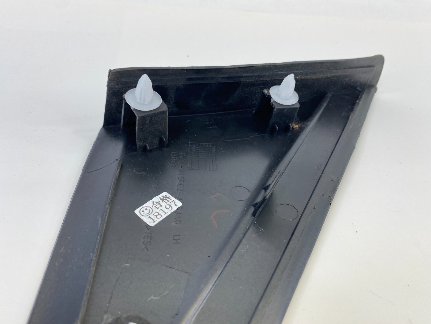 13-19 Ford Escape Front Left Exterior Molding Corner Cover Panel CJ54-S16003-A