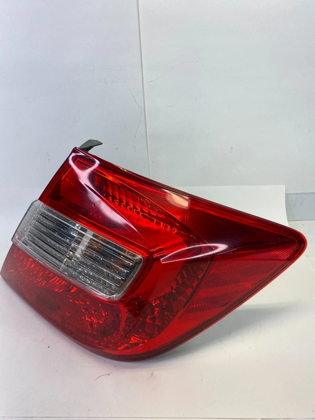2012 2013 HONDA CIVIC SEDAN RIGHT SIDE OUTER TAIL LIGHT TAILLIGHT LAMP HALOGEN