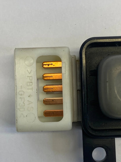 2004-2010 TOYOTA SIENNA FRONT SEAT LUMBAR CONTROL SWITCH 182850 OEM