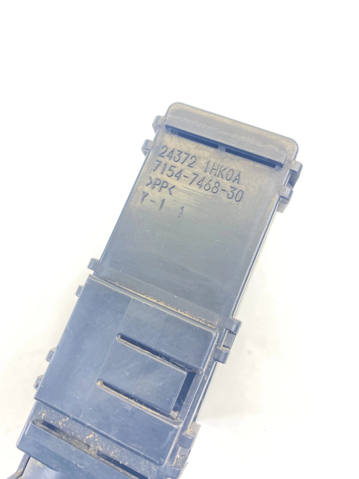 2012-2019 NISSAN VERSA 1.6L SEDAN ENGINE FUSE BOX RELAY JUNCTION 24372-1HK0A OEM