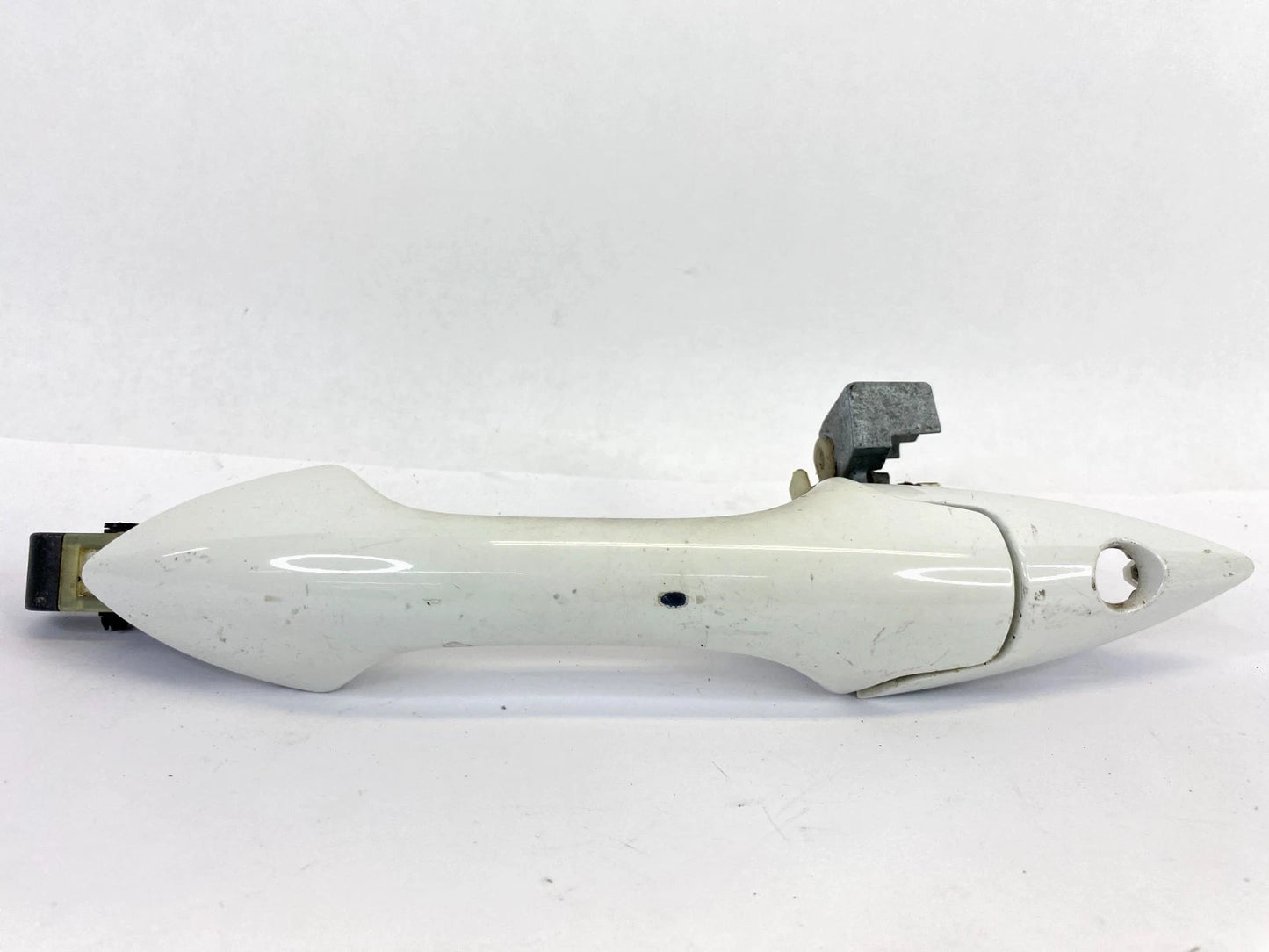 2005-2010 HONDA ODYSSEY FRONT LH DRIVER SIDE EXTERIOR DOOR HANDLE ASSY WHITE OEM