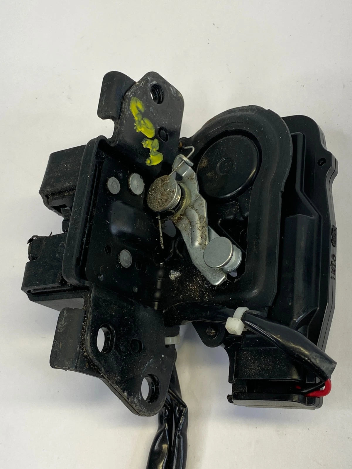 2004-2009 TOYOTA PRIUS HATCHBACK REAR TRUNK LIFTGATE LOCK LATCH ACTUATOR OEM