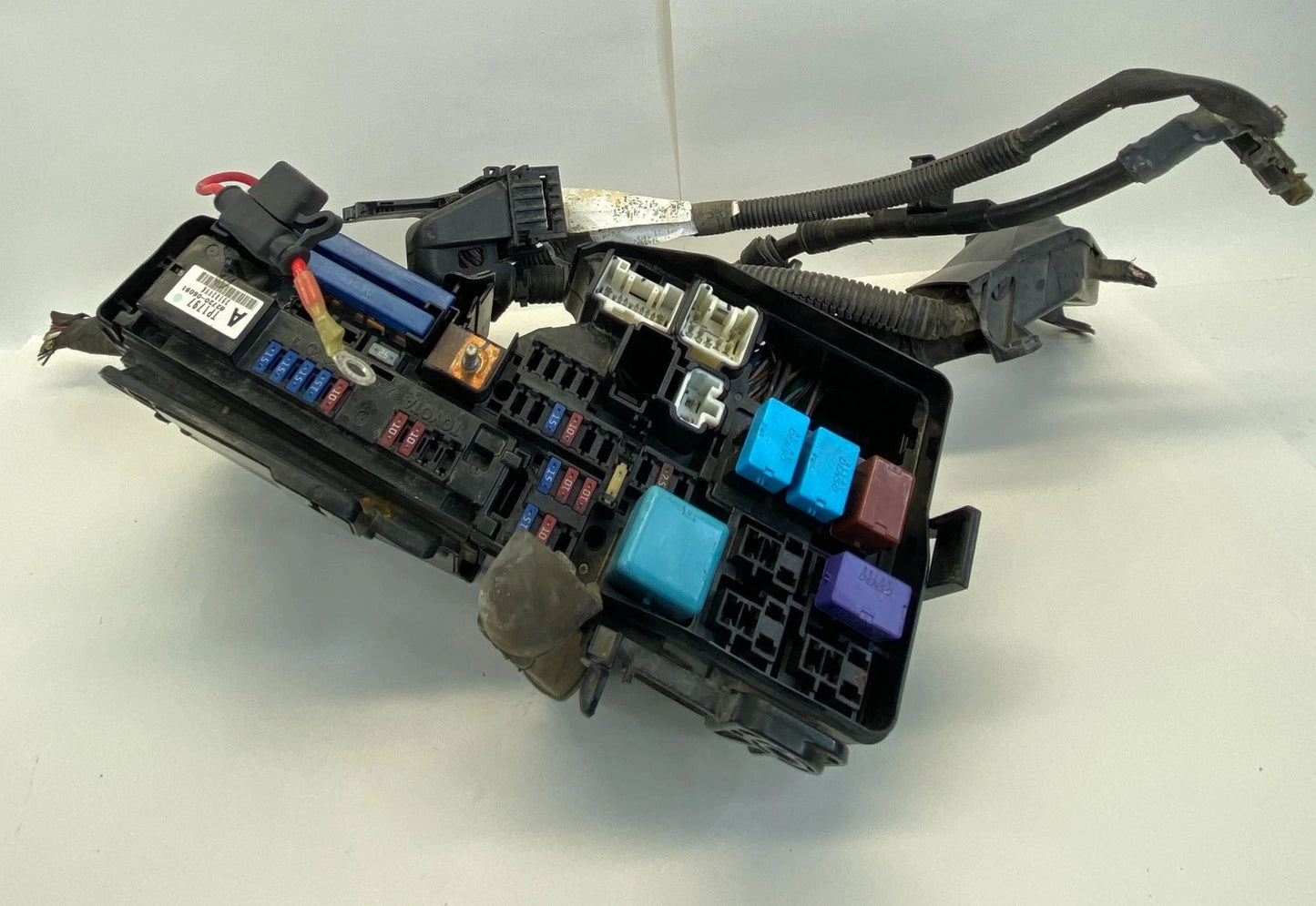 2007-2011 TOYOTA CAMRY 2.4L ENGINE FUSE RELAY BOX COMPARTMENT 82720-06091 OEM