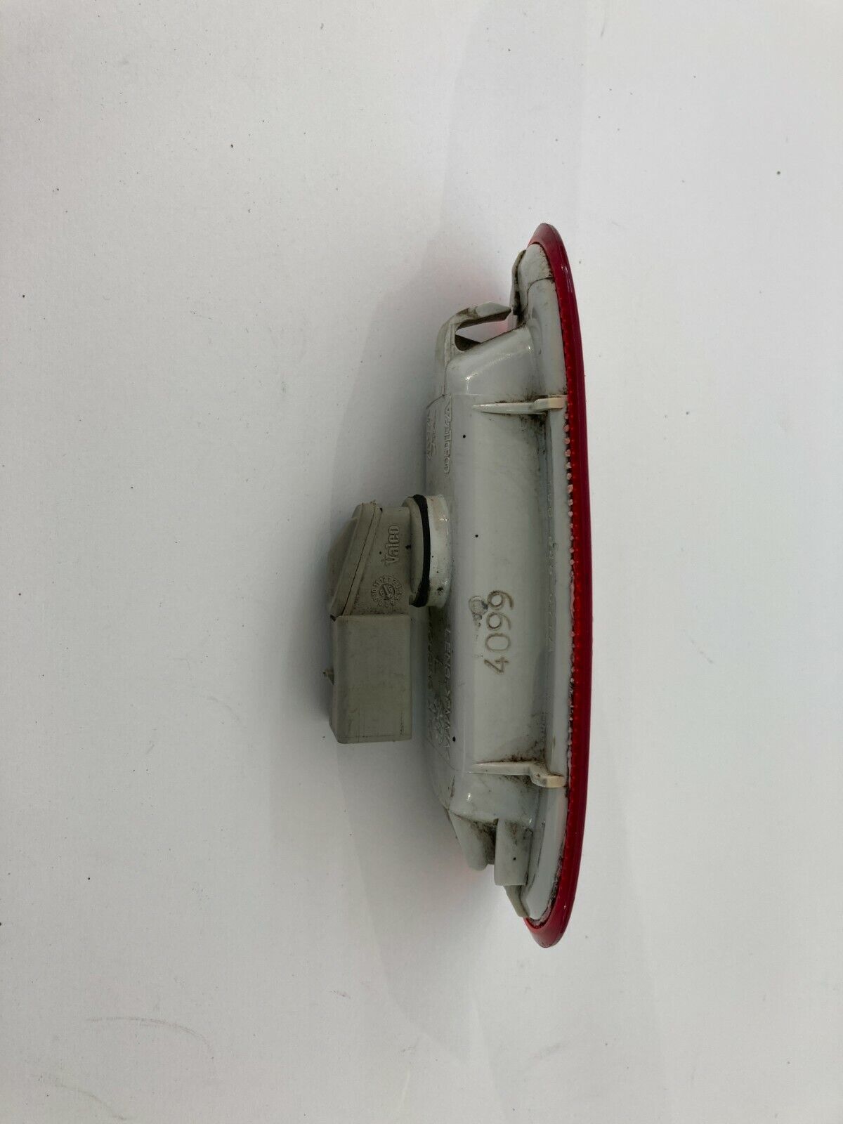 1998-2005 Volkswagen Beetle Rear Left Driver Side Marker Light Lamp 67736410 OEM