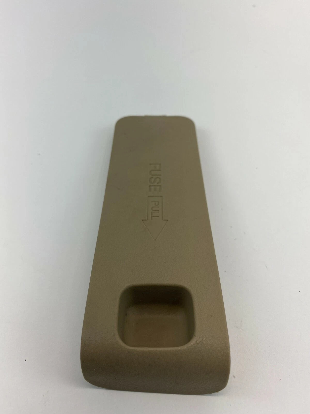 2005-2010 HONDA ODYSSEY DASH PASSENGER RIGHT FUSE BOX LID COVER TRIM PANEL