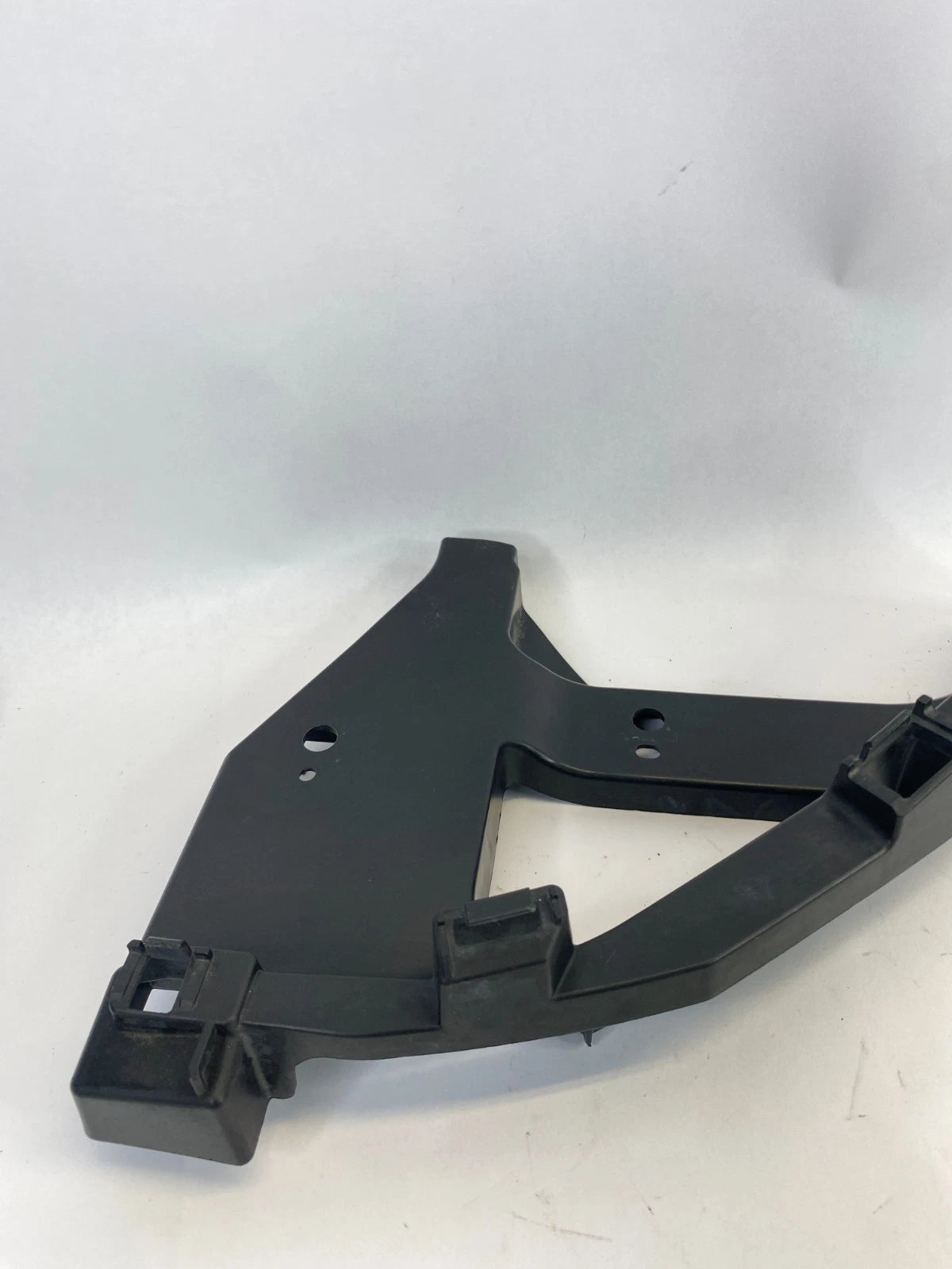 2016-2021 HONDA CIVIC FRONT LEFT DRIVER HEADLIGHT BRACKET BUMPER RETAINER OEM
