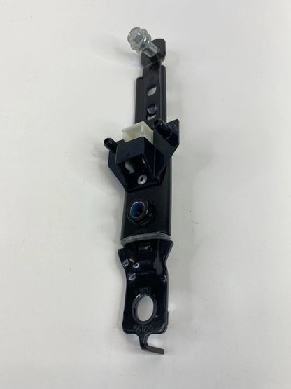 2010-2015 HYUNDAI TUCSON FRONT RIGHT PASSENGER SIDE SEAT BELT HEIGHT ADJUSTER