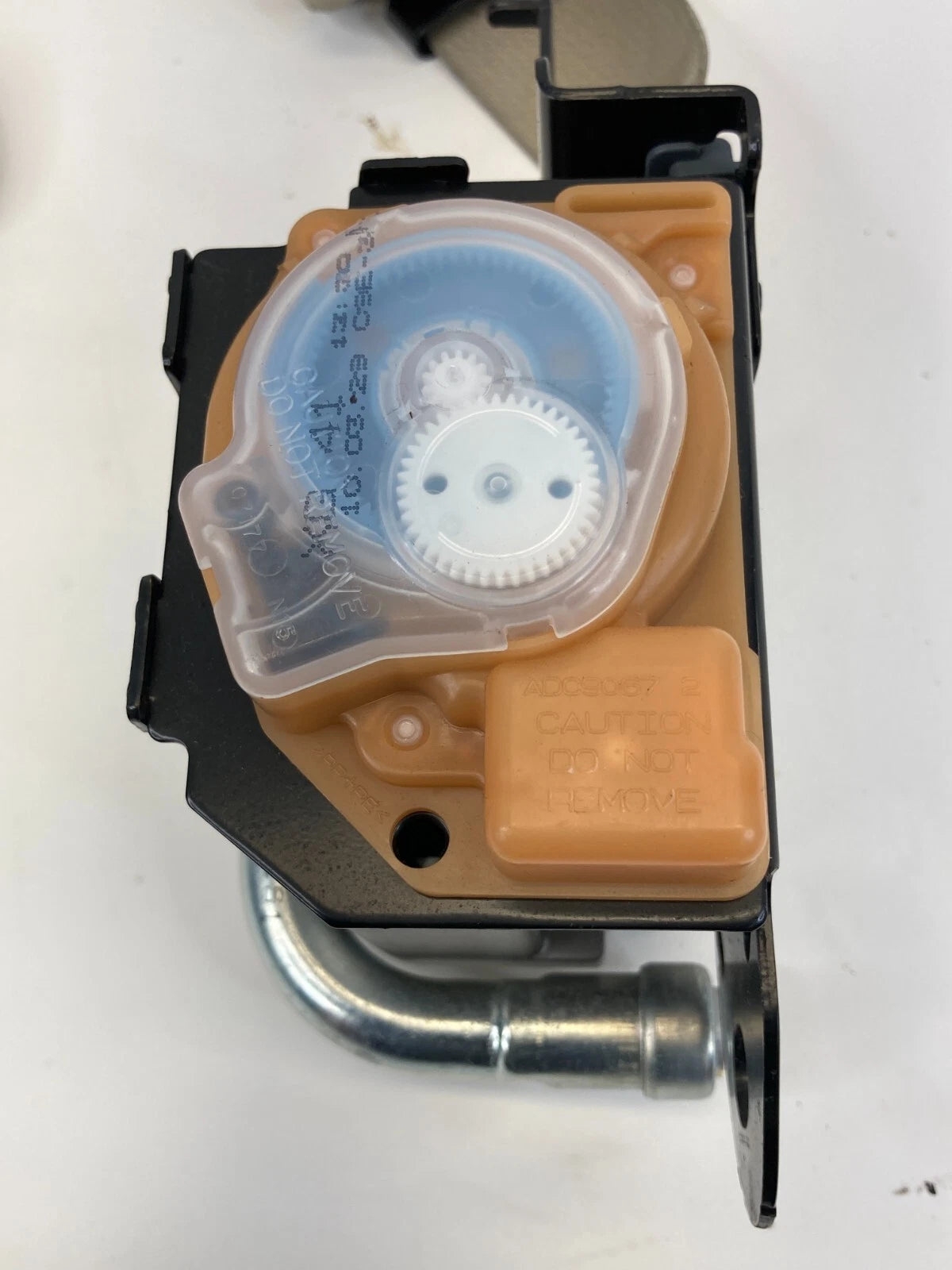 2006-2008 INFINITI FX35 FX45 FRONT RIGHT PASSENGER SIDE SEAT BELT RETRACTOR OEM