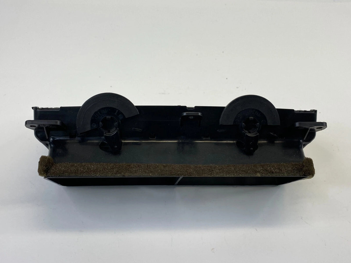 2009 2010 DODGE JOURNEY CENTER DASH A/C HEATER AIR VENT GRILL GRILLE 1GP11TRMAA