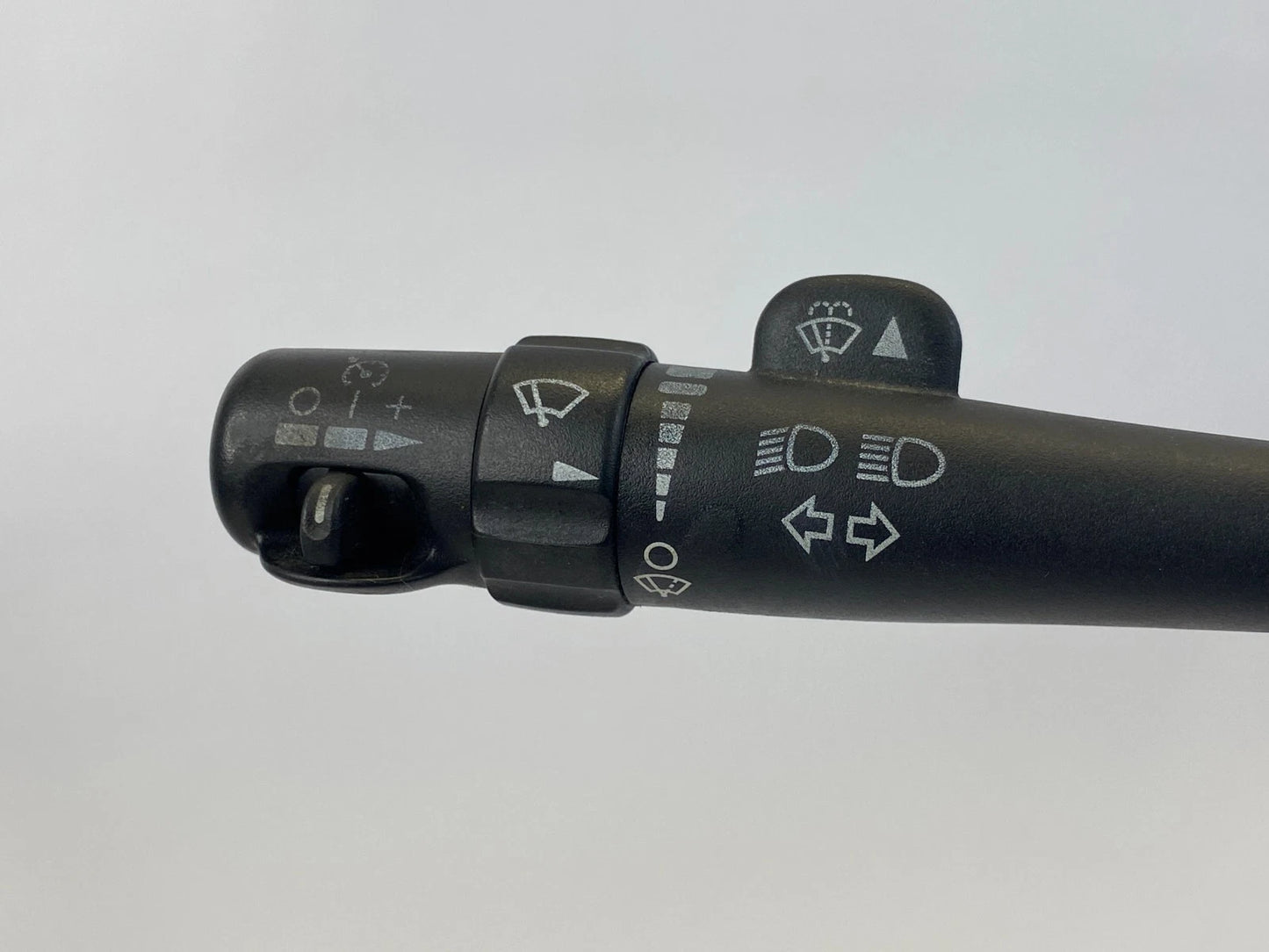 02-09 CHEVY TRAILBLAZER CRUISE CONTROL WINDSHIELD WIPER TURN SIGNAL LEVER SWITCH