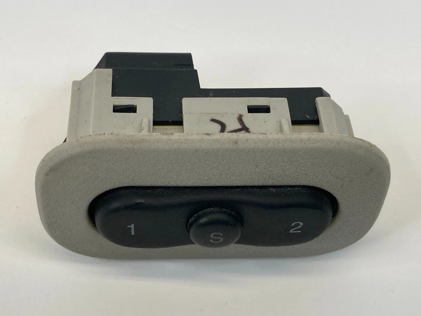 2009-2014 VOLKSWAGEN ROUTA FRONT LEFT DRIVER SIDE SEAT MEMORY CONTROL SWITCH OEM