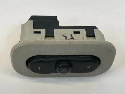 2009-2014 VOLKSWAGEN ROUTA FRONT LEFT DRIVER SIDE SEAT MEMORY CONTROL SWITCH OEM