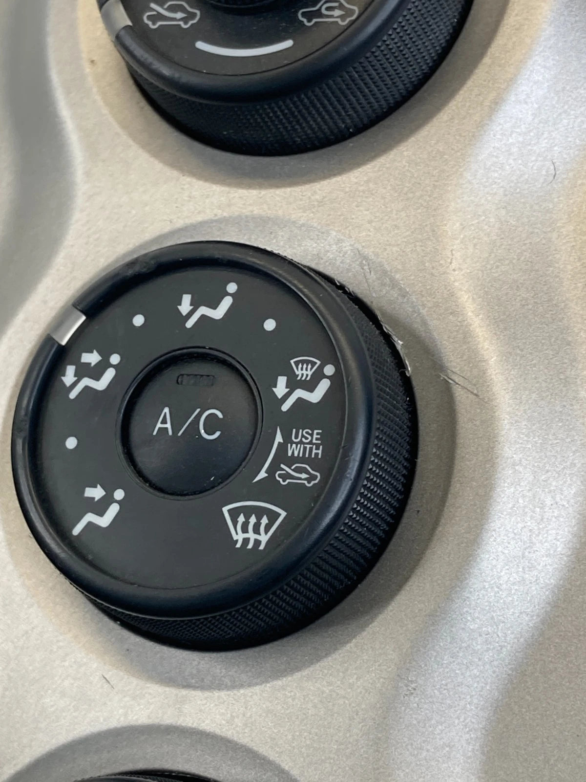 09 10 11 TOYOTA YARIS DASH AC HEATER CLIMATE CONTROL SWITCH HVAC 55406-52200 OEM