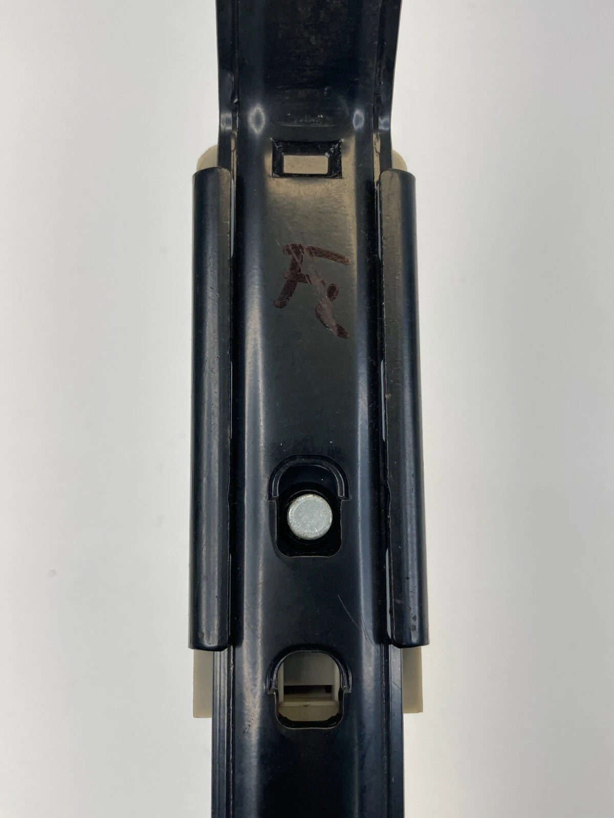 2003-2007 NISSAN MURANO FRONT LEFT DRIVER SIDE SEAT BELT HEIGHT ADJUSTER OEM
