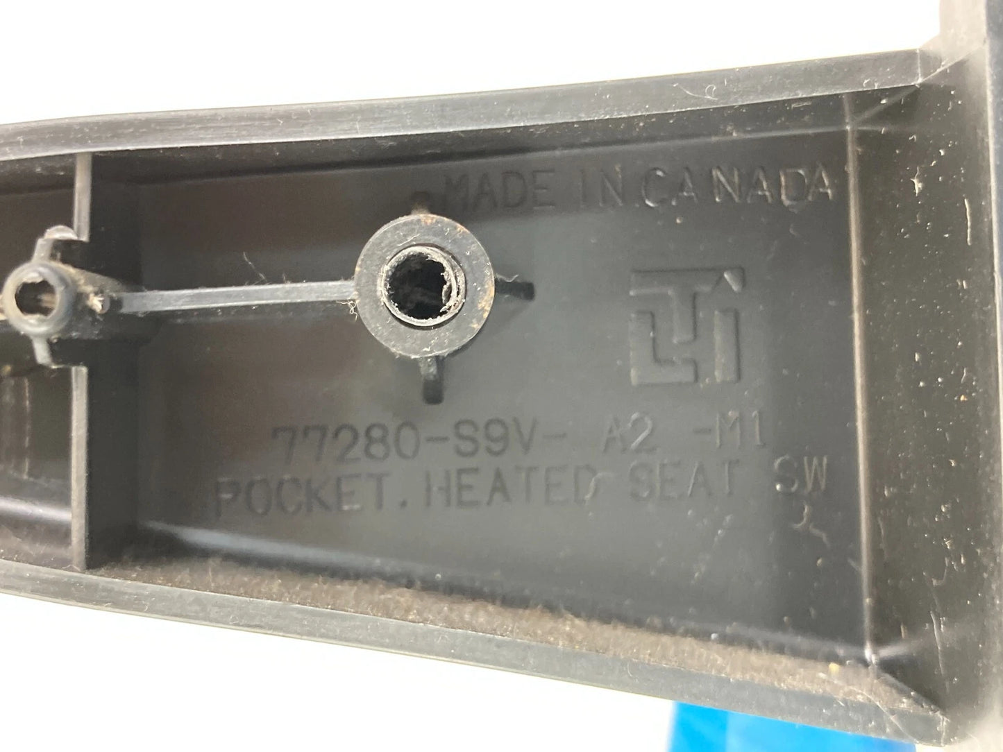 03-08 HONDA PILOT POCKET STORAGE SEAT HEATER SWITCH COVER BEZEL 77280S9VA2M1 OEM
