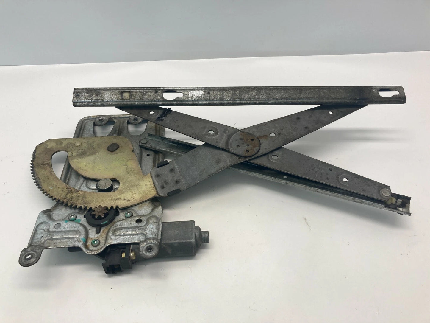 1999-2001 CHRYSLER LHS FRONT LEFT DRIVER WINDOW REGULATOR W MOTOR 4574106 OEM