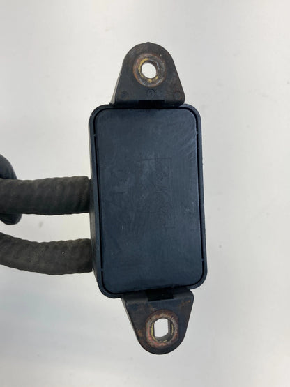 97-06 FORD EXPEDITION EXHAUST GAS RECIRCULATION EGR PRESSURE SENSOR W/ CONNECTOR