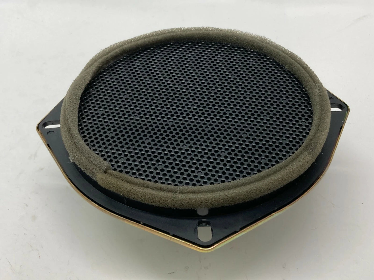 2002-2007 BUICK RENDEZVOUS REAR RIGHT SIDE DOOR SPEAKER SYSTEM AUDIO 10432364