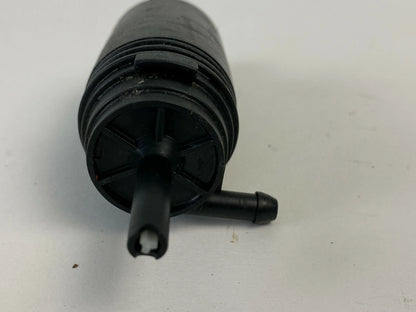 2002 2003 2004 2005 BMW 745I 745LI REAR WINDSHIELD WASHER WASH PUMP 67128377612