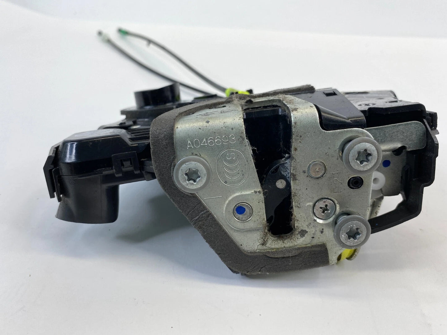 2009-2013 TOYOTA MATRIX FRONT LEFT SIDE DOOR LOCK LATCH ACTUATOR A046693 OEM