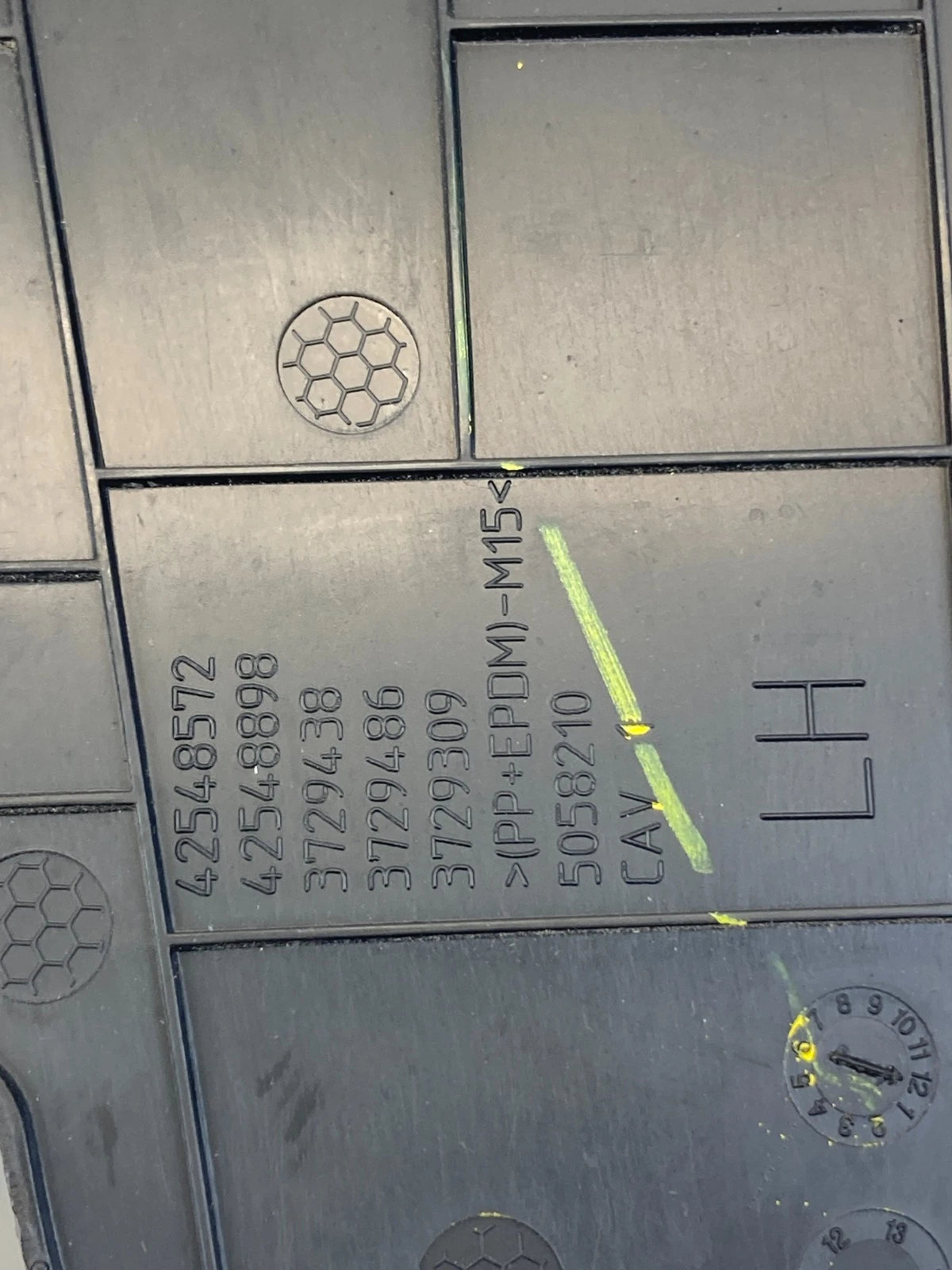 2015-2019 Chevrolet Trax Left Side Interior Tail Light Access Trim Cover Assy