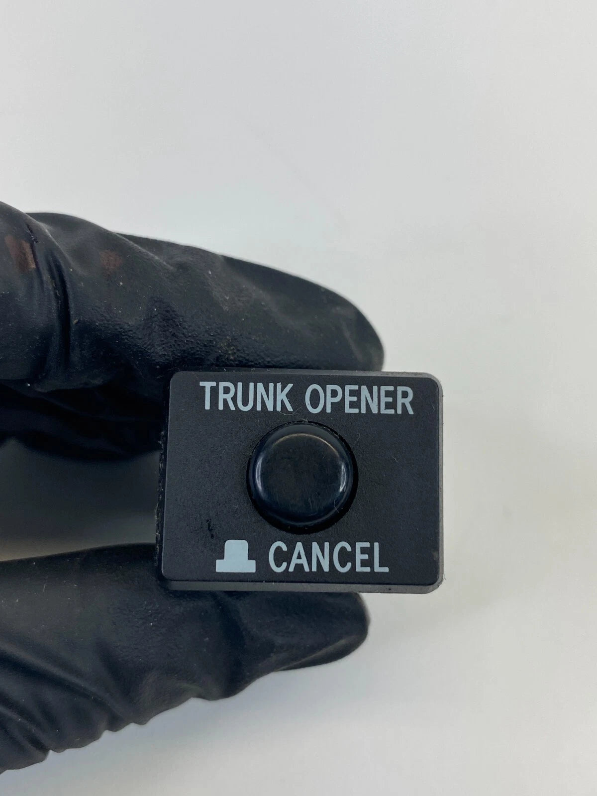 1997-2001 LEXUS ES300 GLOVE BOX TRUNK LID RELEASE OPENER CANCEL CONTROL SWITCH