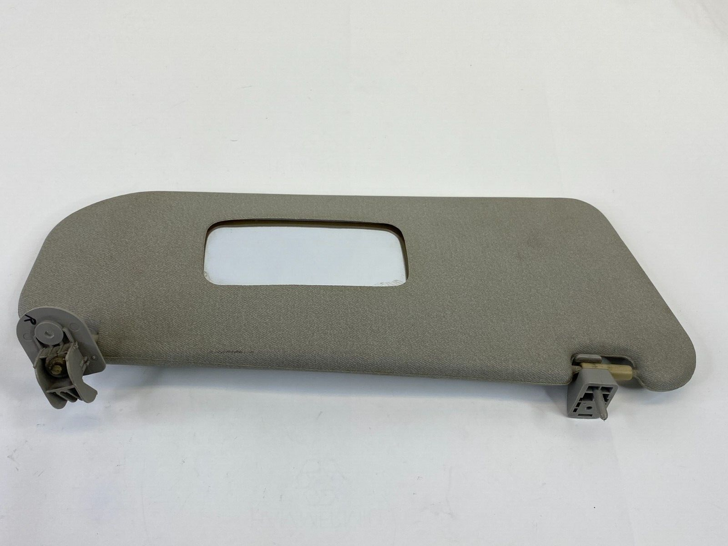 2006-2011 Chevrolet Aveo Right Passenger Sun Visor Sunvisor Grey w Clip OEM