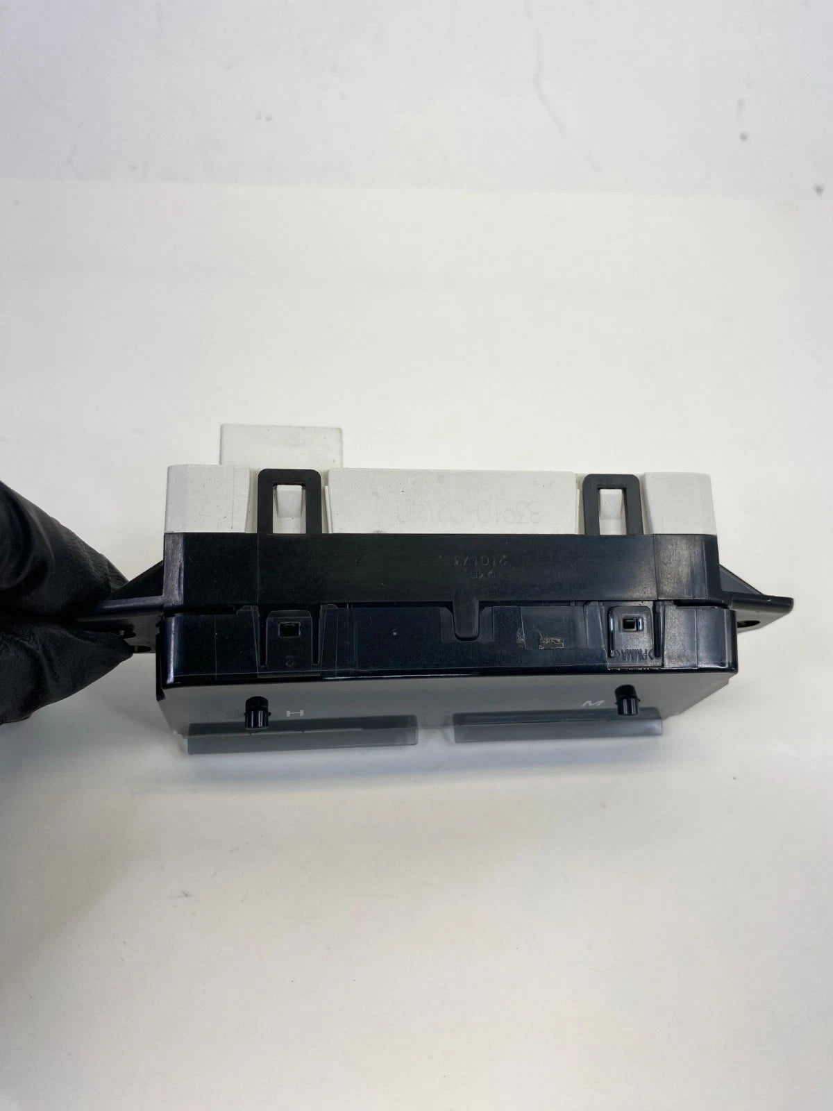 2012 2013 TOYOTA COROLLA SEDAN 4-DR FRONT CENTER DASH DIGITAL CLOCK ASSEMBLY OEM