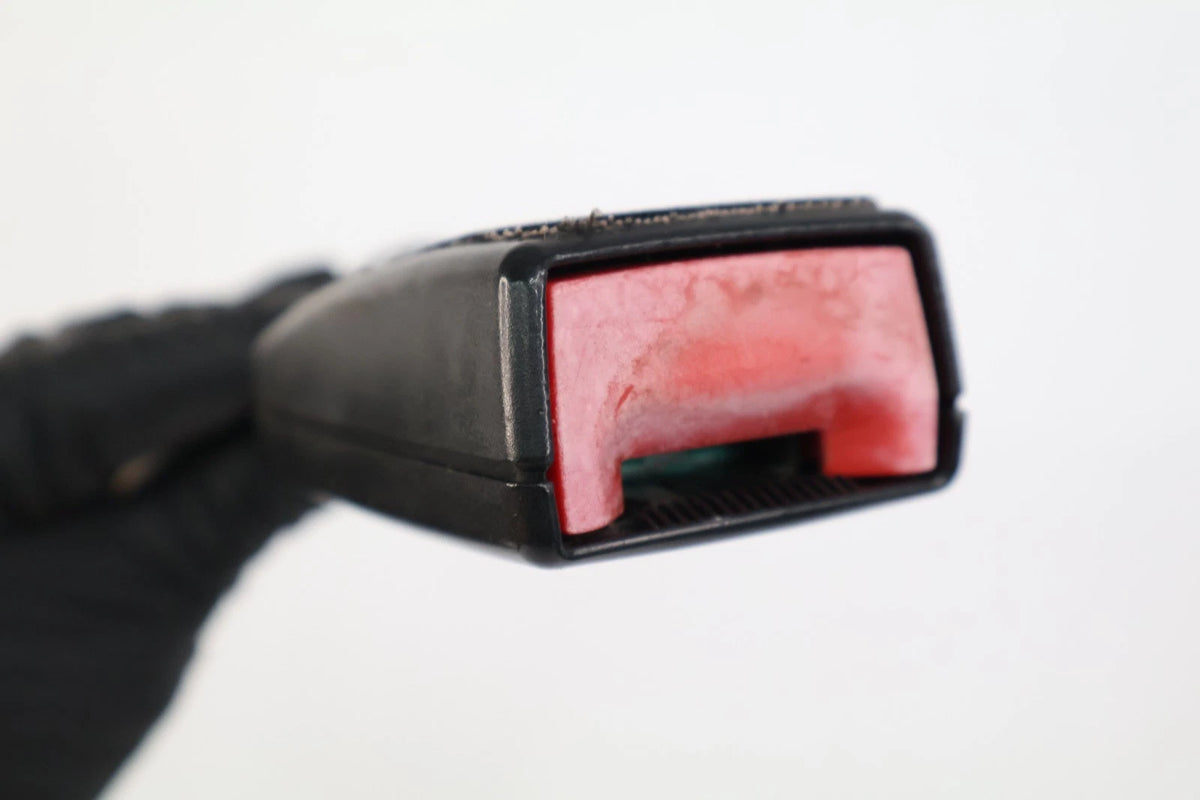 2012-2014 FORD FOCUS FRONT LEFT DRIVER SEAT BELT BUCKLE BM51-61209-BCW OEM