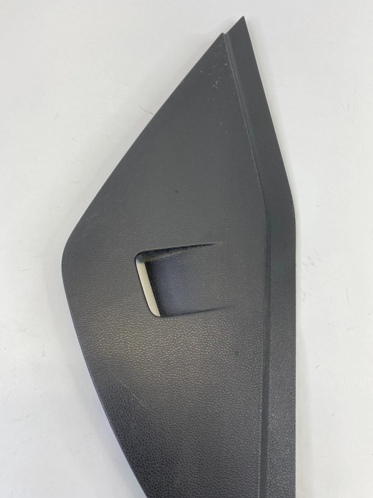 OEM 2008-2012 FORD ESCAPE FRONT LEFT SIDE DASH END CAP TRIM COVER 8L847804481A