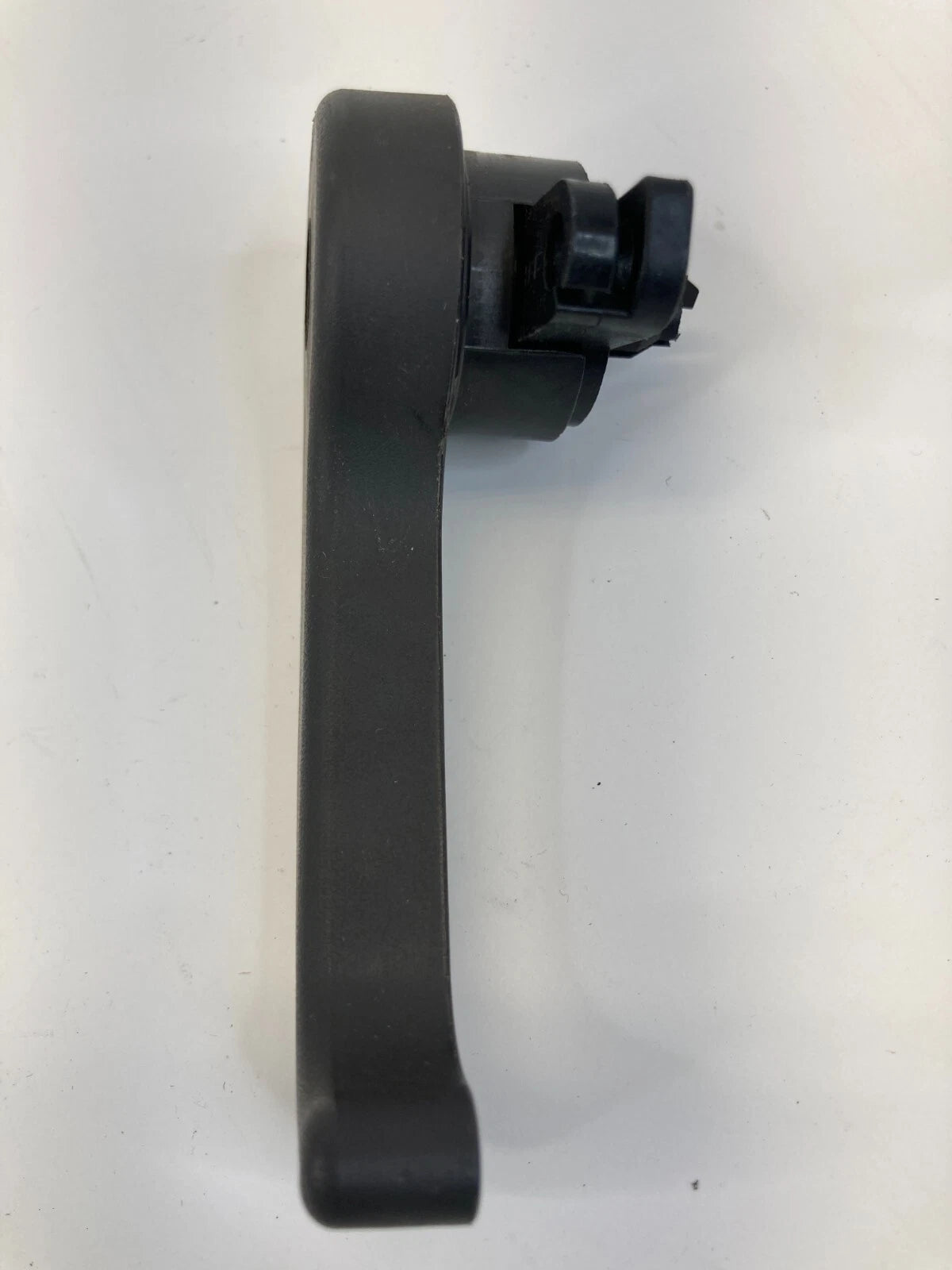 2011-2016 HYUNDAI ELANTRA HOOD LATCH RELEASE HANDLE LEVER ASSEMBLY OEM