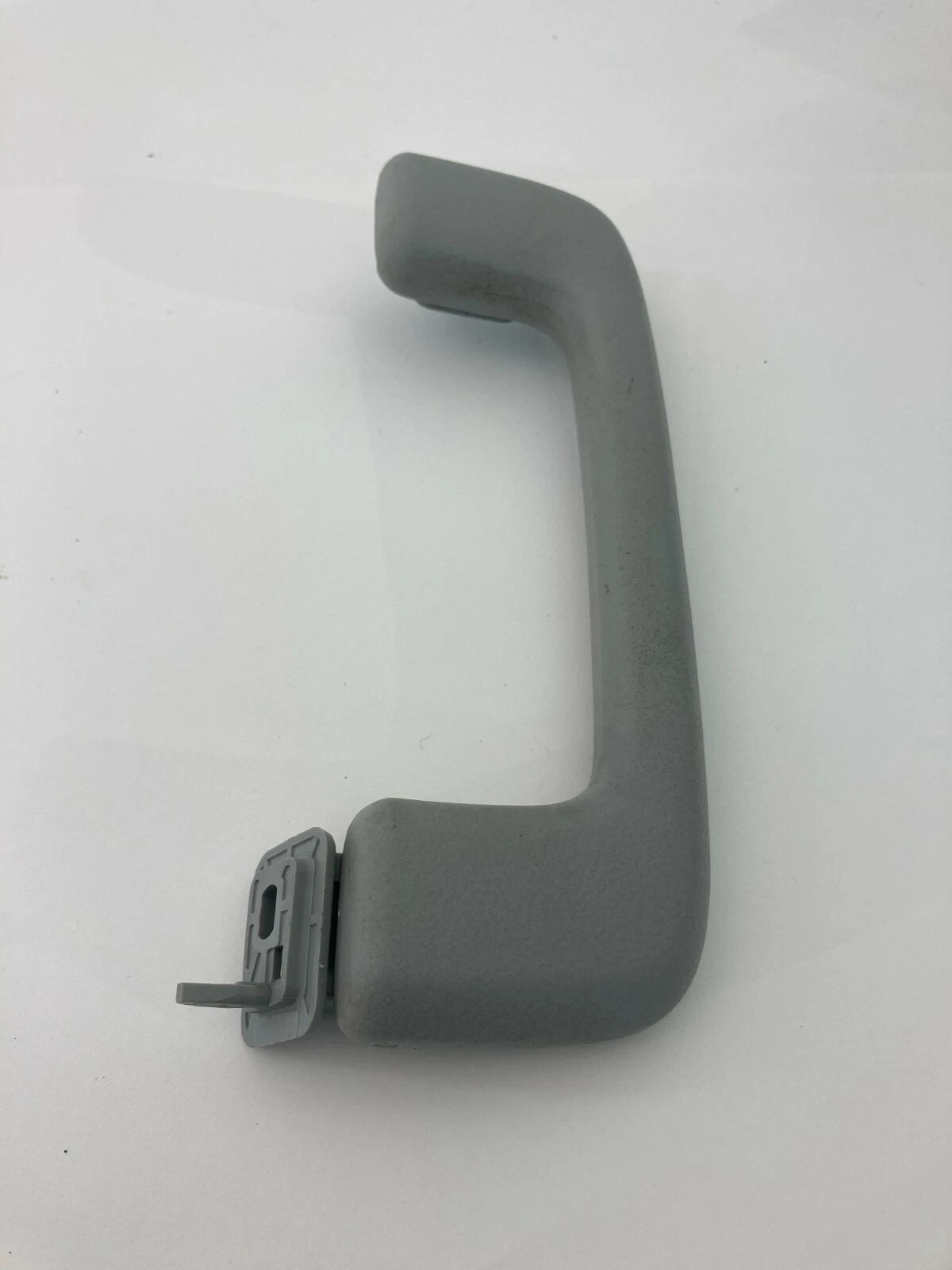 2007-2013 MITSUBISHI OUTLANDER INTERIOR CEILING GRAB HANDLE ASSY GRAY COLOR OEM