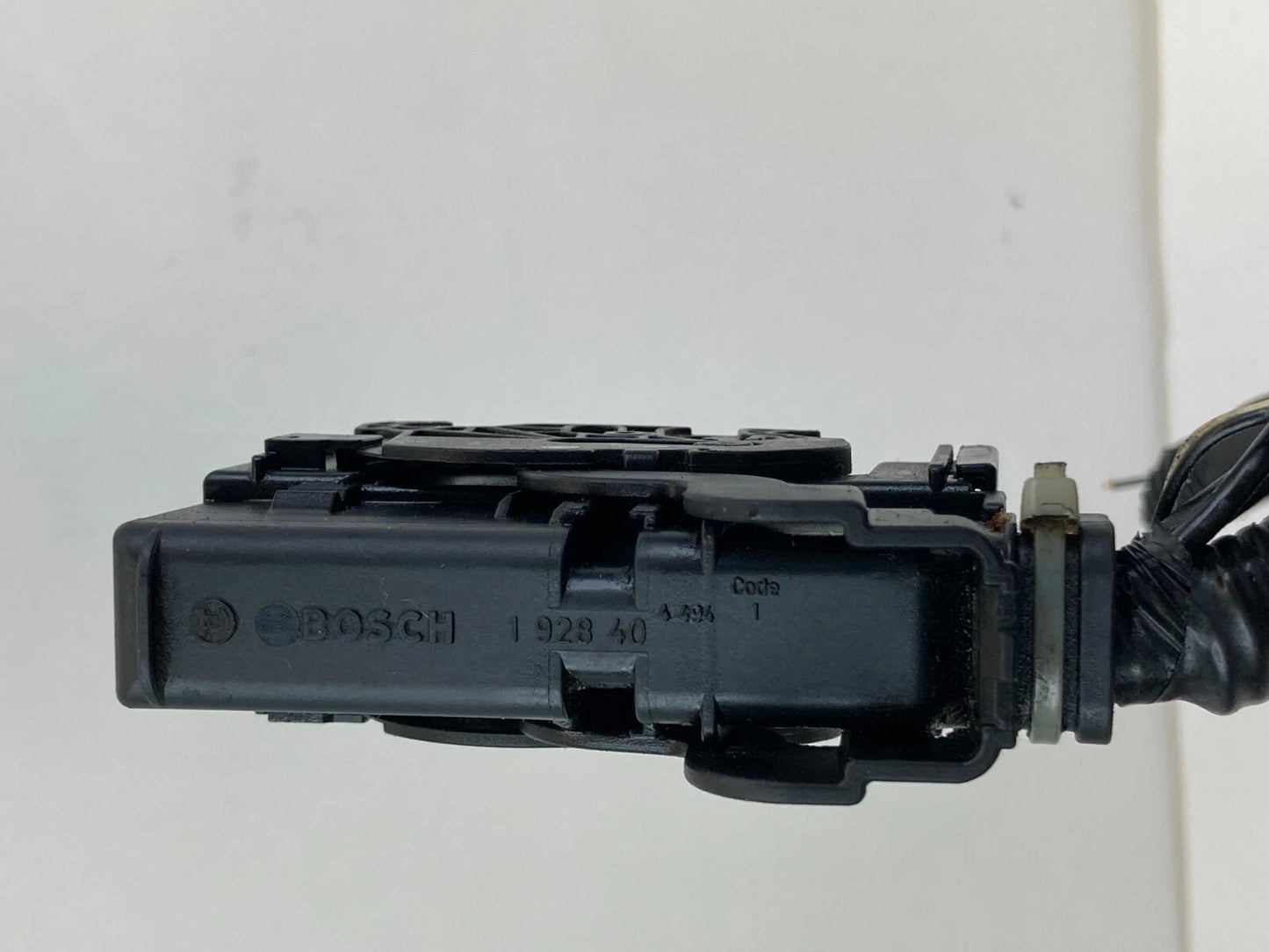 2007-2010 NISSAN ALTIMA 2.5L A/T ABS ANTI LOCK BRAKE PUMP PLUG CONNECTOR OEM
