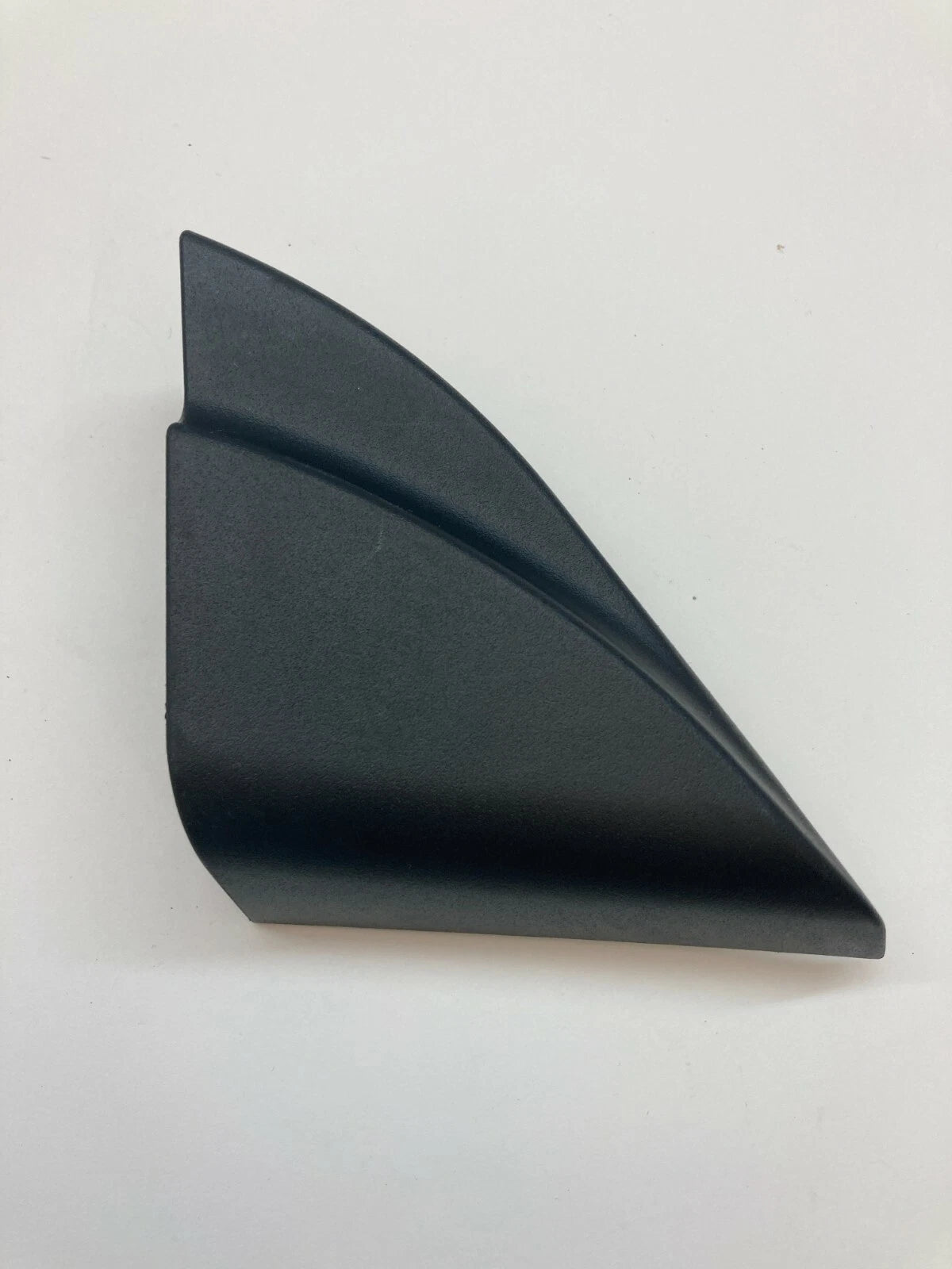 2005-2010 SCION TC FRONT RIGHT PASSENGER SIDE INNER MIRROR CORNER COVER RH OEM
