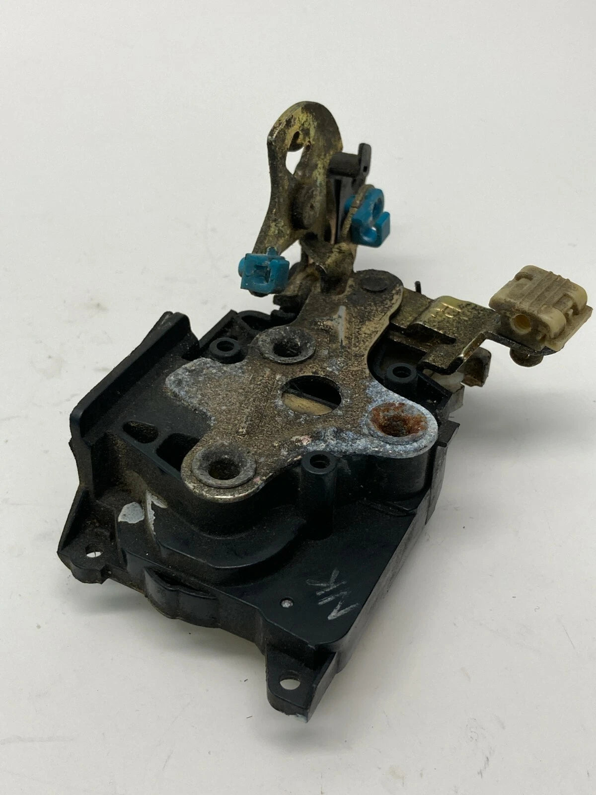 1998-2002 DAEWOO LANOS REAR RIGHT PASSENGER DOOR LOCK LATCH RELEASE ACTUATOR OEM