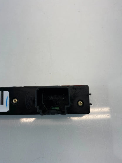 2005 2006 2007 FORD FIVE HUNDRED DASH POWER HAZARD LIGHT PARKING SENSOR SWITCH