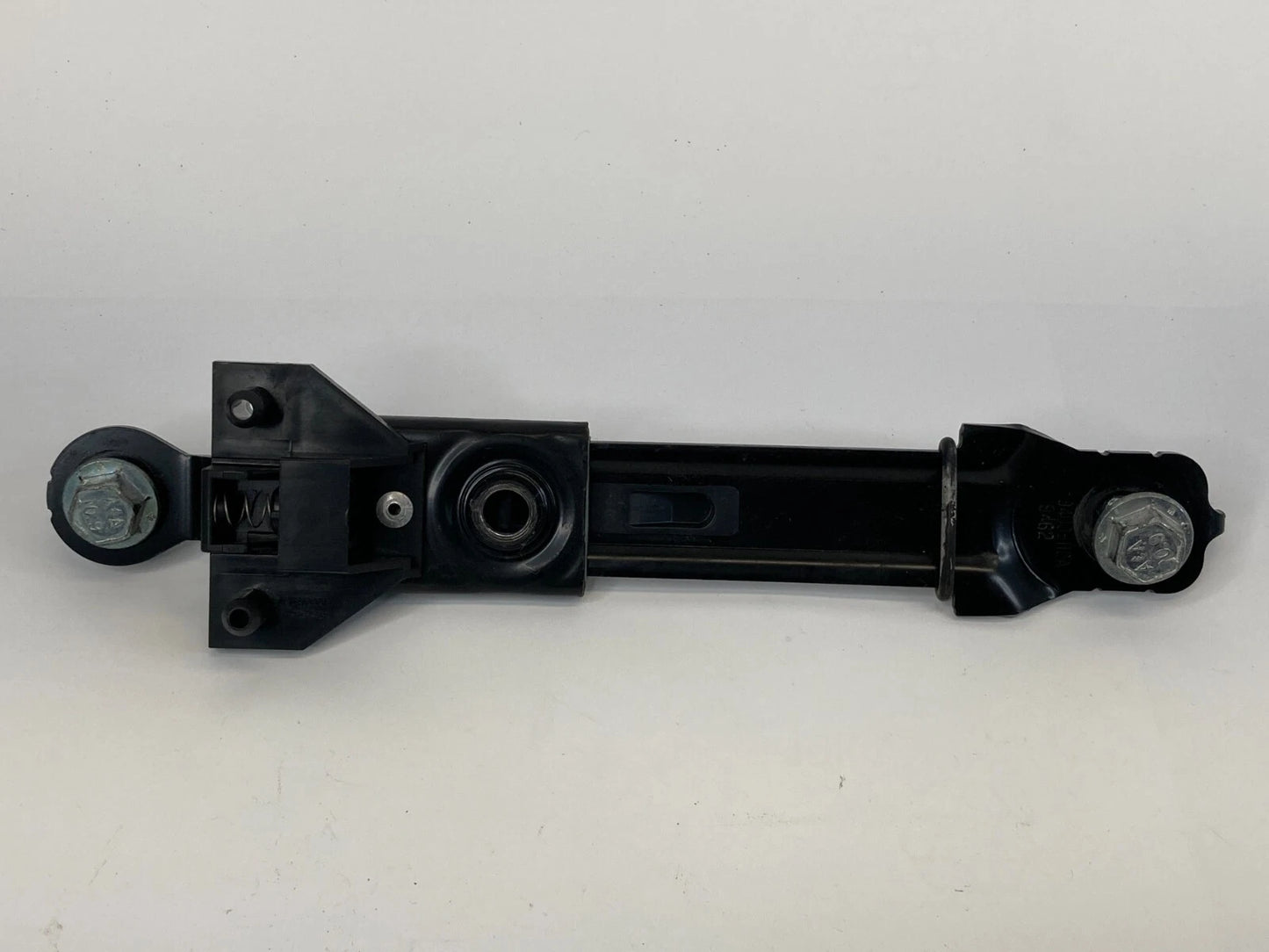 2011-2014 HYUNDAI SONATA FRONT RIGHT PASS SEAT BELT HEIGHT ADJUSTER 88890-3Q000