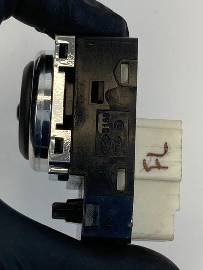 2011 2012 2013 Hyundai Elantra Left Side Power Mirror Switch 202009648 OEM