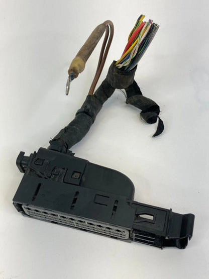 2003 03 MERCEDES-BENZ E 320 E320 3.2L ABS ANTI LOCK PUMP MODULE PLUG CONNECTOR