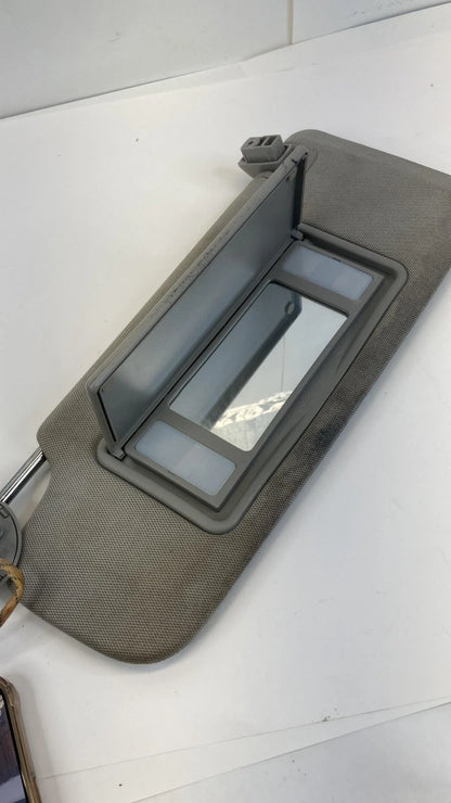 2013-2015 CHEVROLET MALIBU FRONT LEFT DRIVER SIDE SUNVISOR SUN VISOR ILLUMINATED