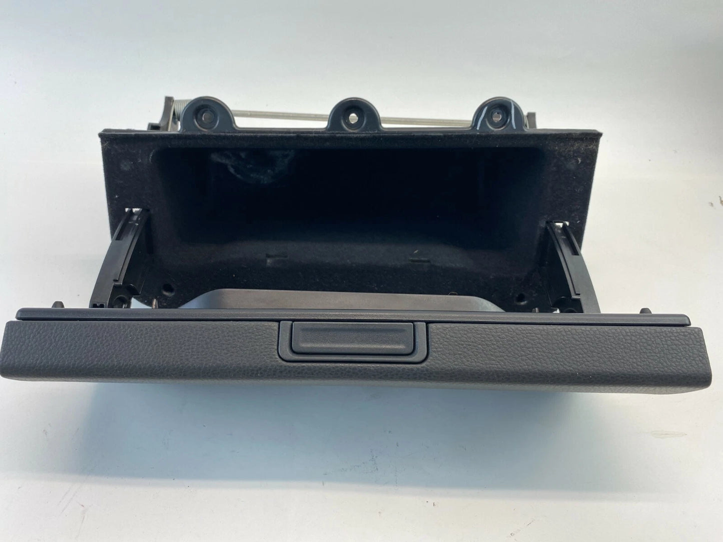 09-14 VOLKSWAGEN ROUTAN DASH UPPER GLOVE BOX STORAGE COMPARTMENT BIN BOX SLATE