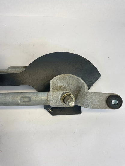 2010-2017 CHEVROLET EQUINOX FR WINDSHIELD WIPER MOTOR TRANSMISSION OEM 84241847
