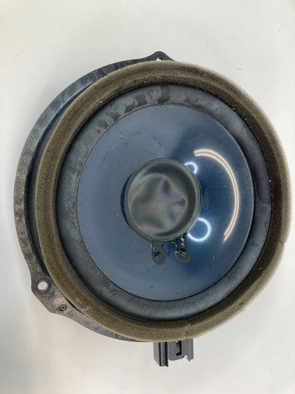 12-18 FORD FOCUS REAR RIGHT SIDE DOOR AUDIO SPEAKER ASSEMBLY 6M2T-18808-FC OEM