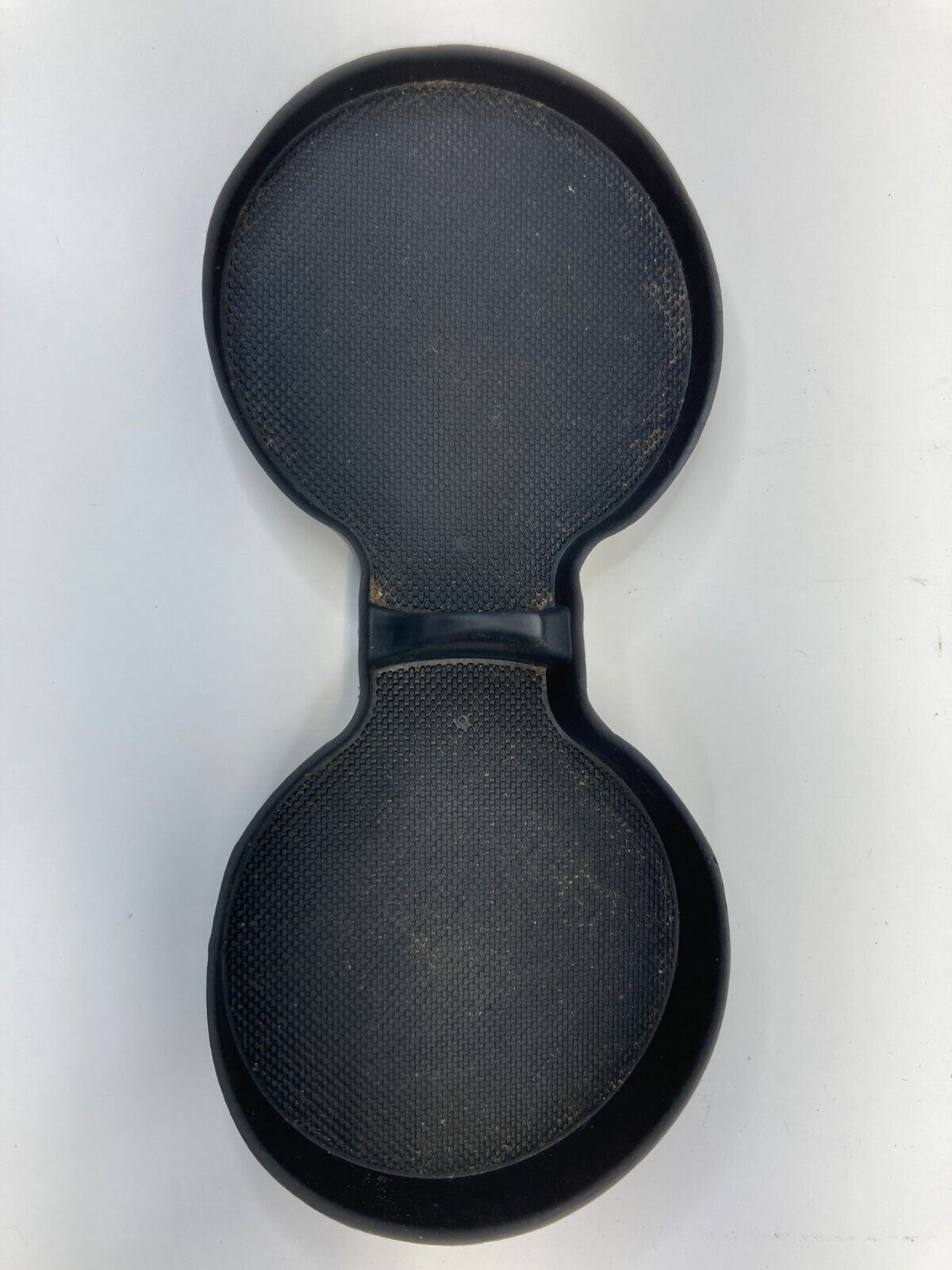 05-07 Kia Sportage Front Center Console Cup Holder Rubber Mat Insert 84628-1F000