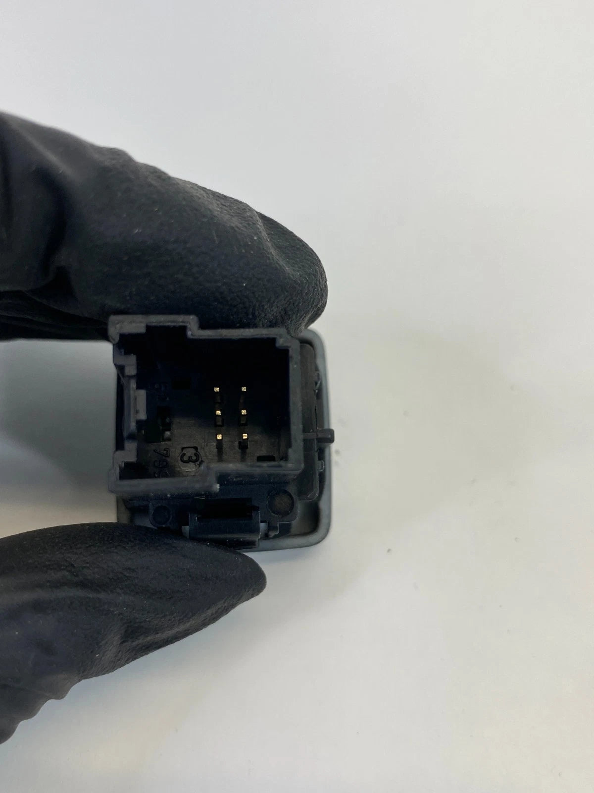 2013-2020 FORD FUSION TRUNK LID RELEASE CONTROL SWITCH ASSY DG9T-198514-AAW OEM