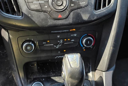 2015-2018 FORD FOCUS DASH PASSENGER LIGHT DISPLAY INDICATOR F1EB-A046B74-BCW OEM
