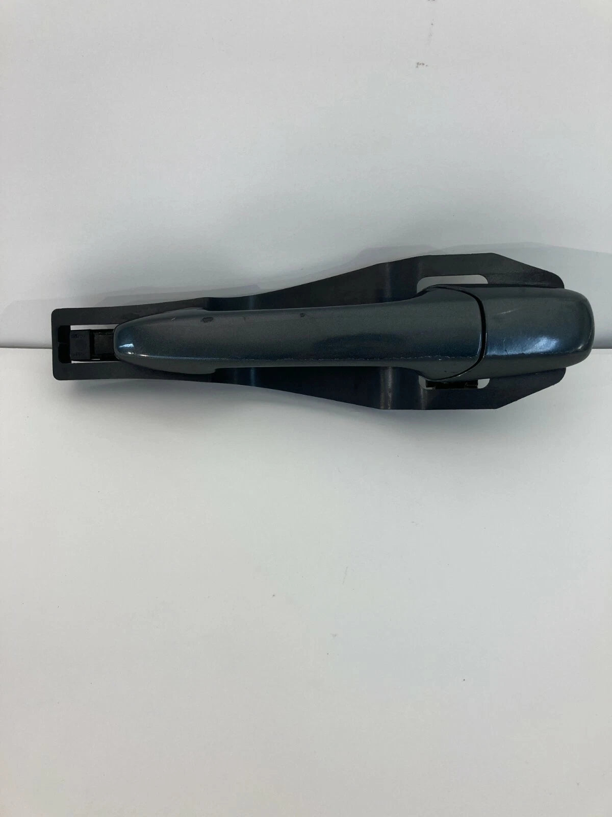 2003-2005 MAZDA6 MAZDA 6 REAR RIGHT SIDE EXTERIOR DOOR HANDLE ASSEMBLY OEM