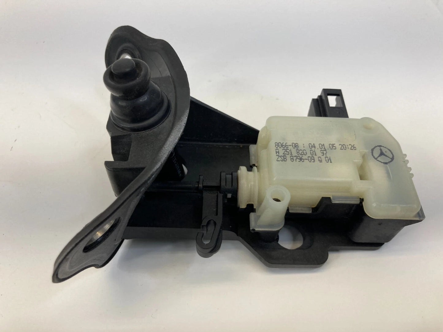 2006-2011 MERCESDES-BENZ CLS500 FUEL RELEASE LOCKING MOTOR ACTUATOR 2518200197