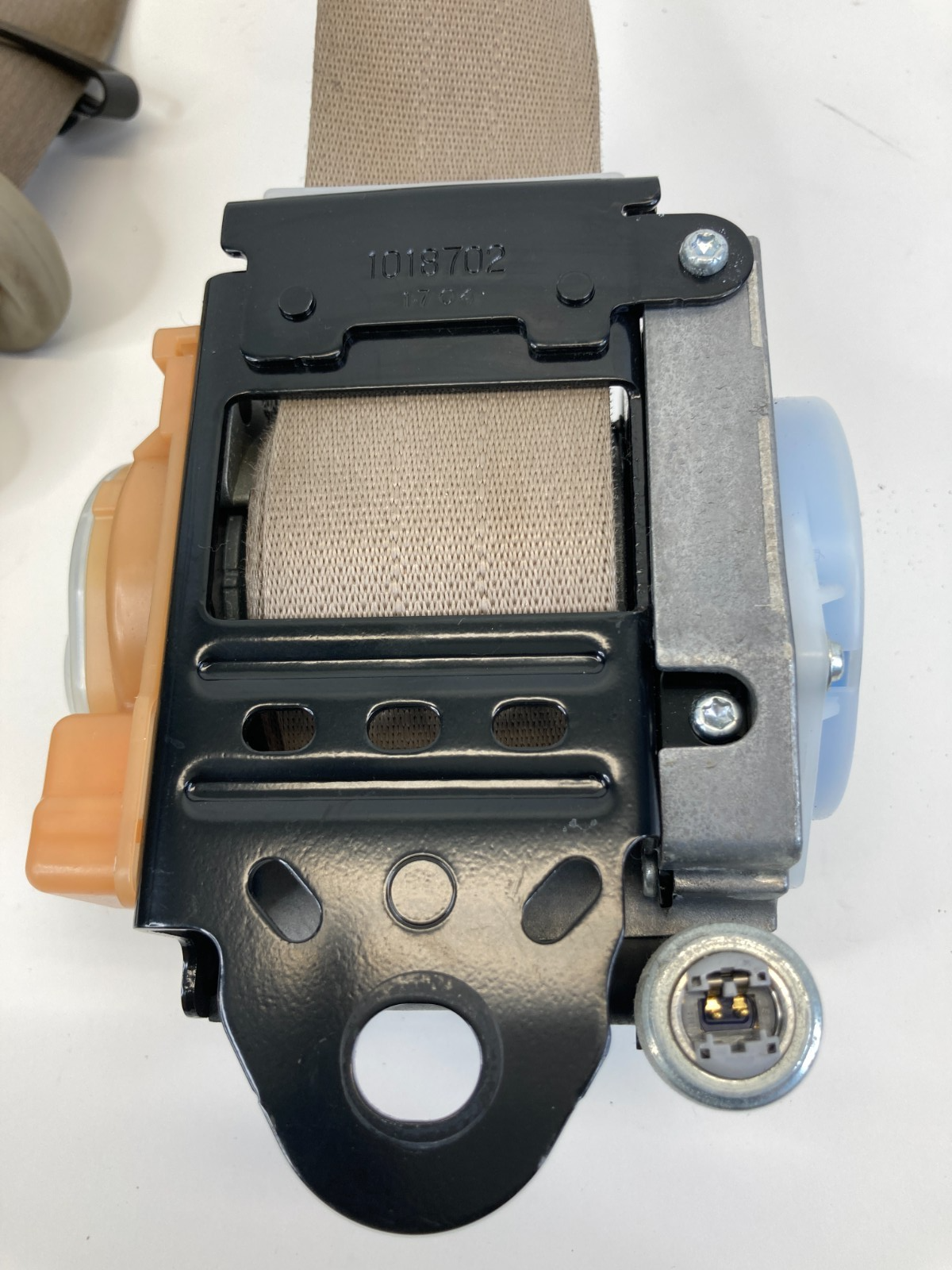 2009-2012 Nissan Murano Front Right Side Seat Belt Retractor Assy TK-AH2-G2255