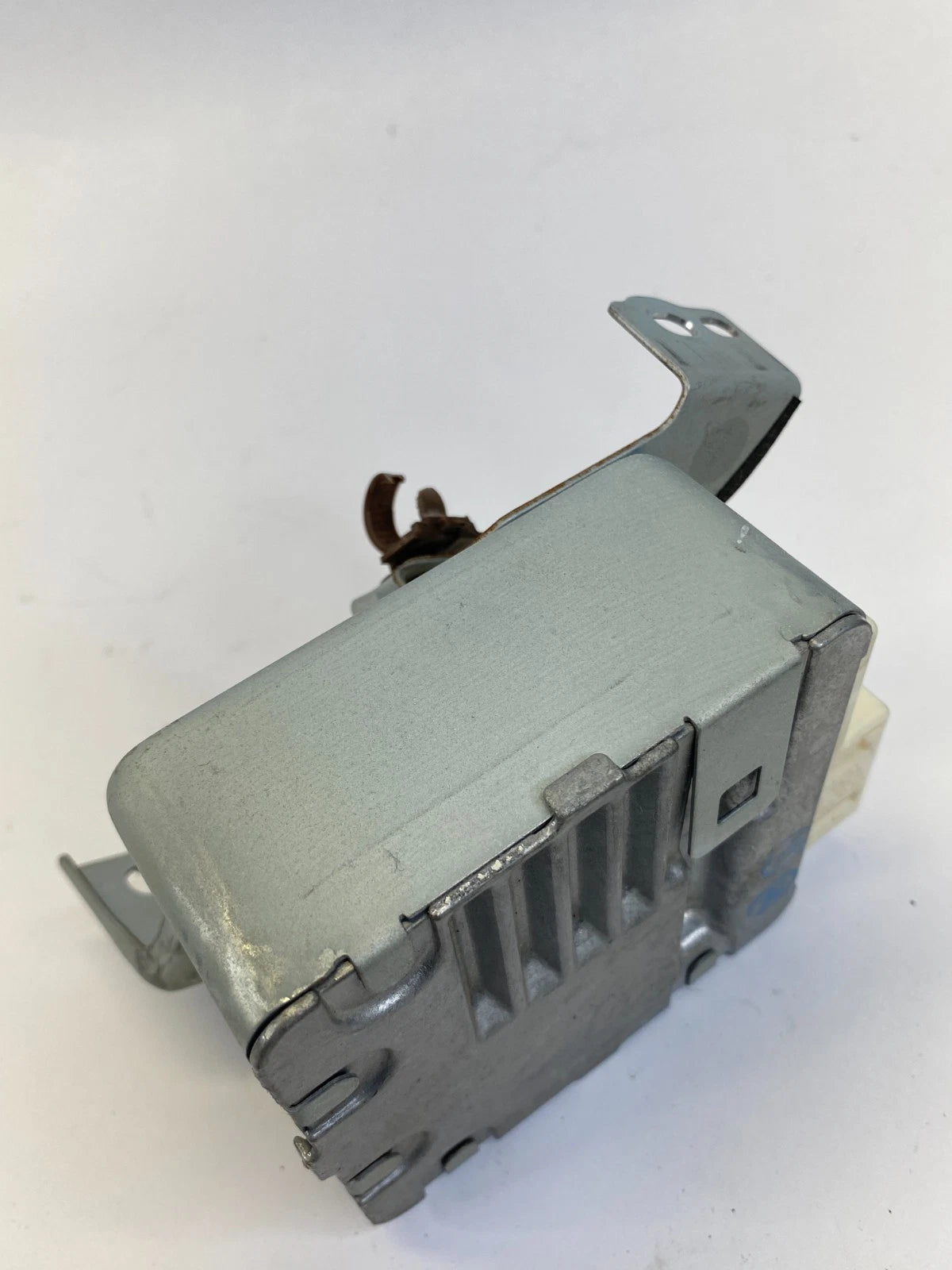 2006-2009 TOYOTA PRIUS POWER STEERING CONTROL MODULE COMPUTER OEM 89650-47102